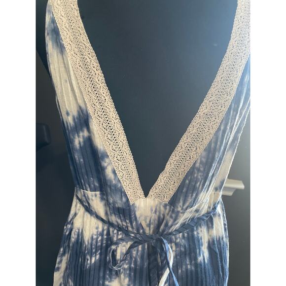 Line & Dot Fay Lace Trim Dress Blue Tie Dye Size M - Picture 7 of 10